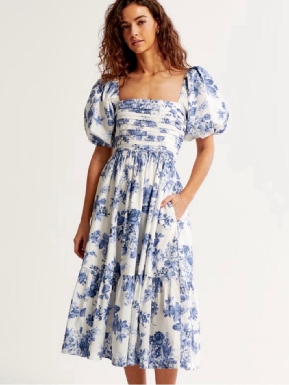 A&F Emerson Poplin Midi in Blue Floral - XST